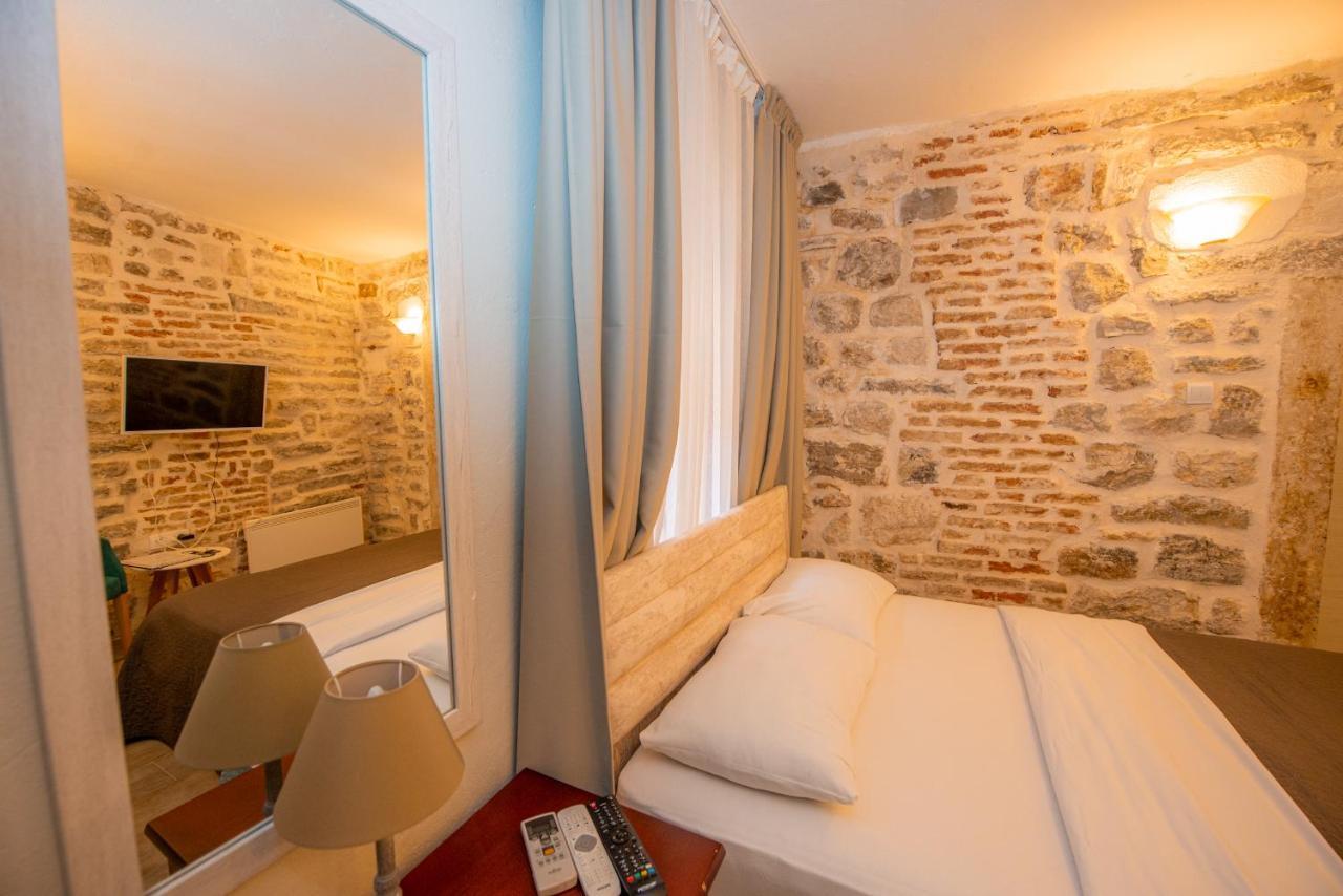 Antika Guesthouse Котор Экстерьер фото